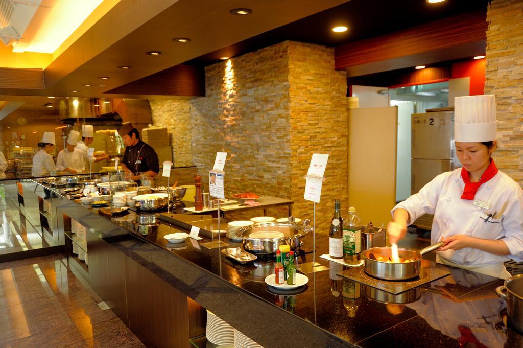 Okinawa Kariyushi Urban Resort Naha Exterior foto