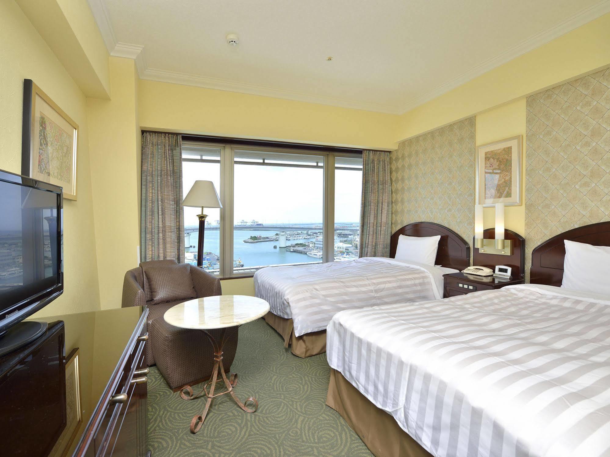 Okinawa Kariyushi Urban Resort Naha Exterior foto